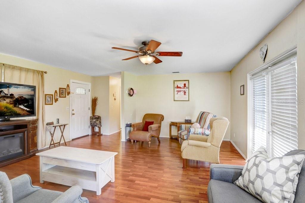 Image 9 of 35 For 11520 Corwin Street