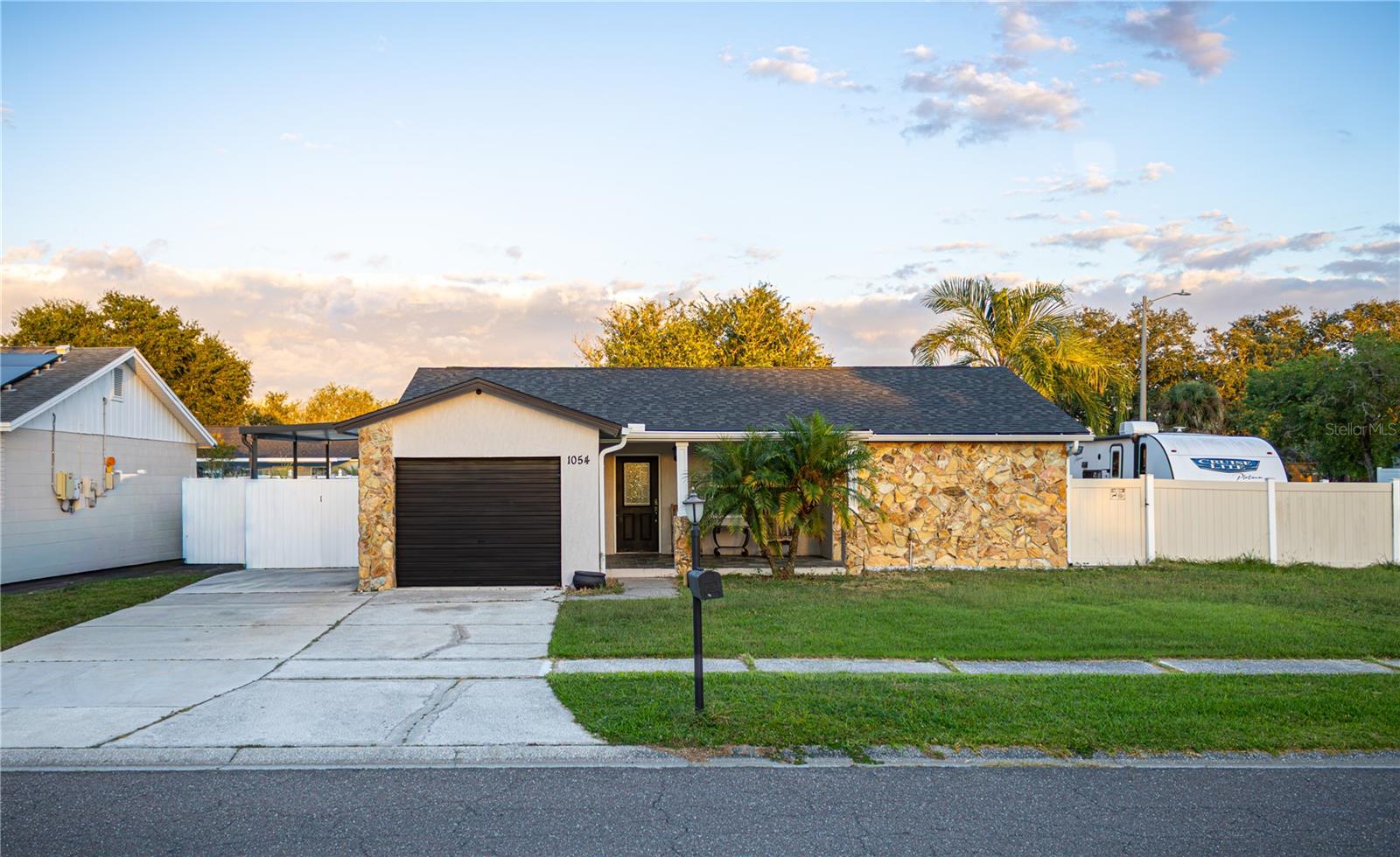 Details for 1054 Old Field Drive, BRANDON, FL 33511