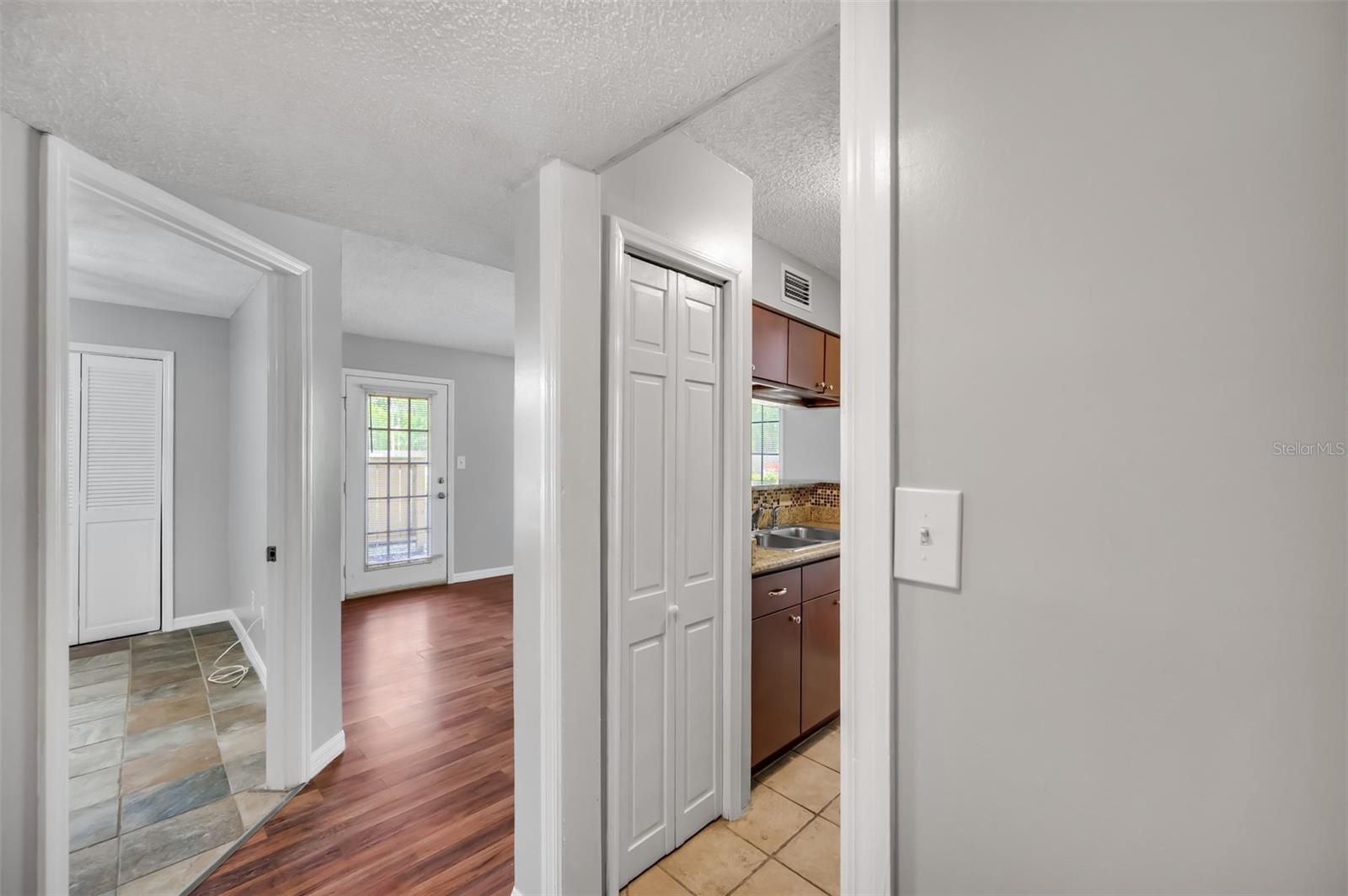 Image 9 of 20 For 8723 Fancy Finch Drive 101