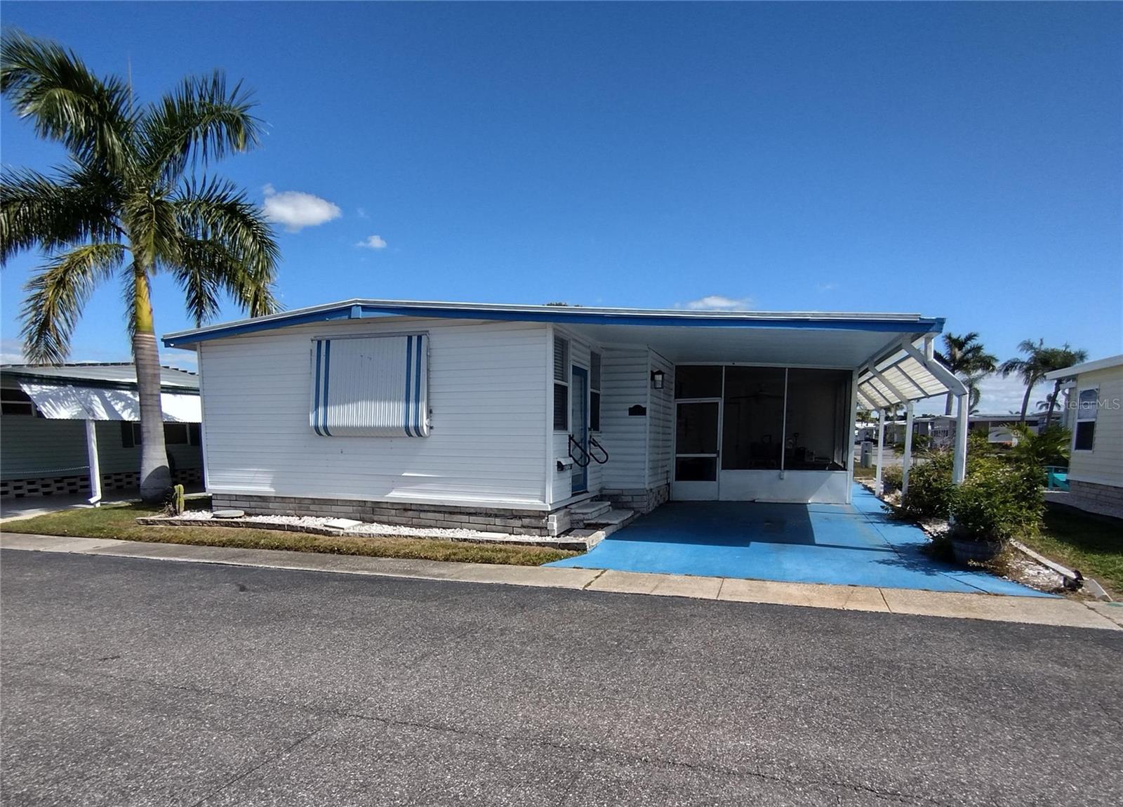 Listing photo id 0 for Address Not Provided