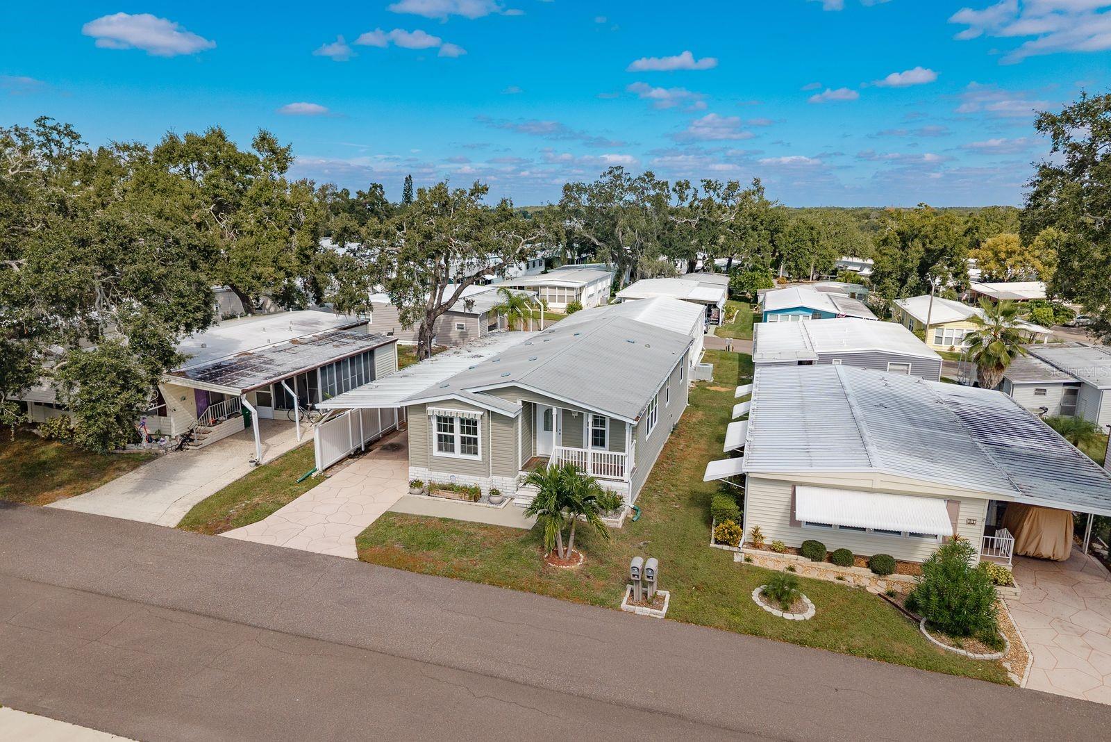 Image 26 of 36 For 36 New Fawn Court 34