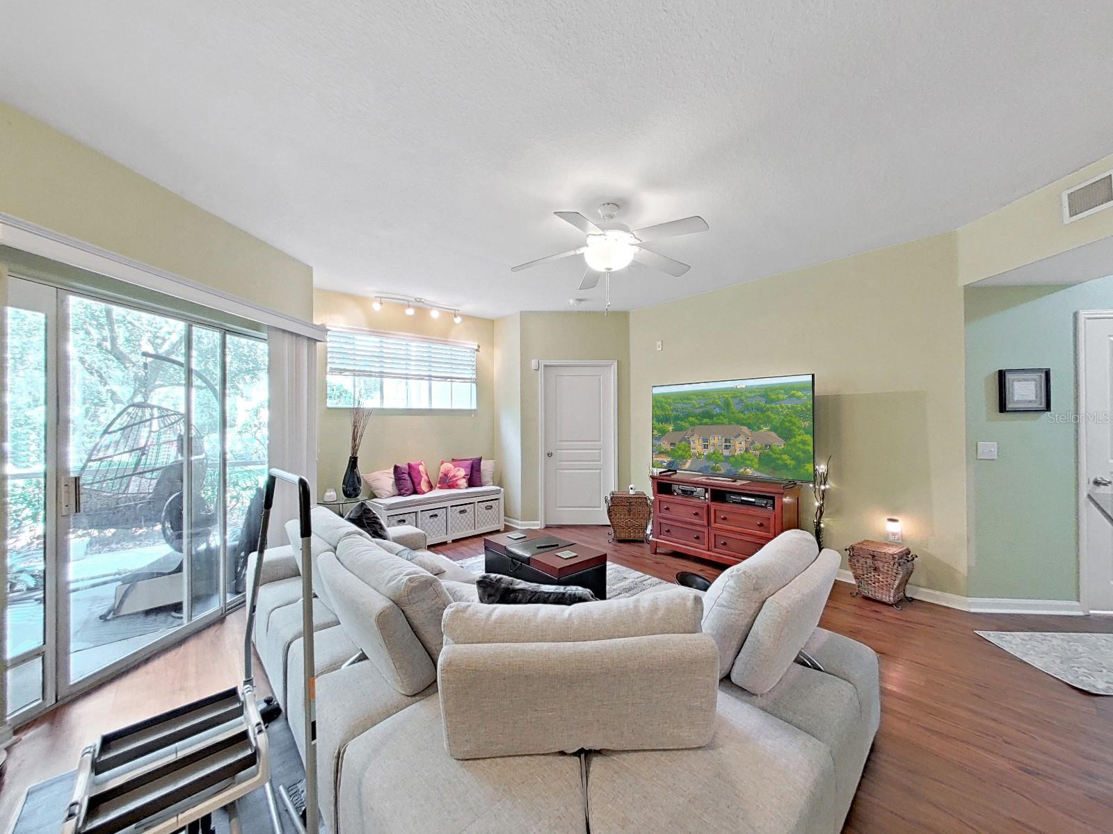 Image 19 of 49 For 5125 Palm Springs Boulevard 11104