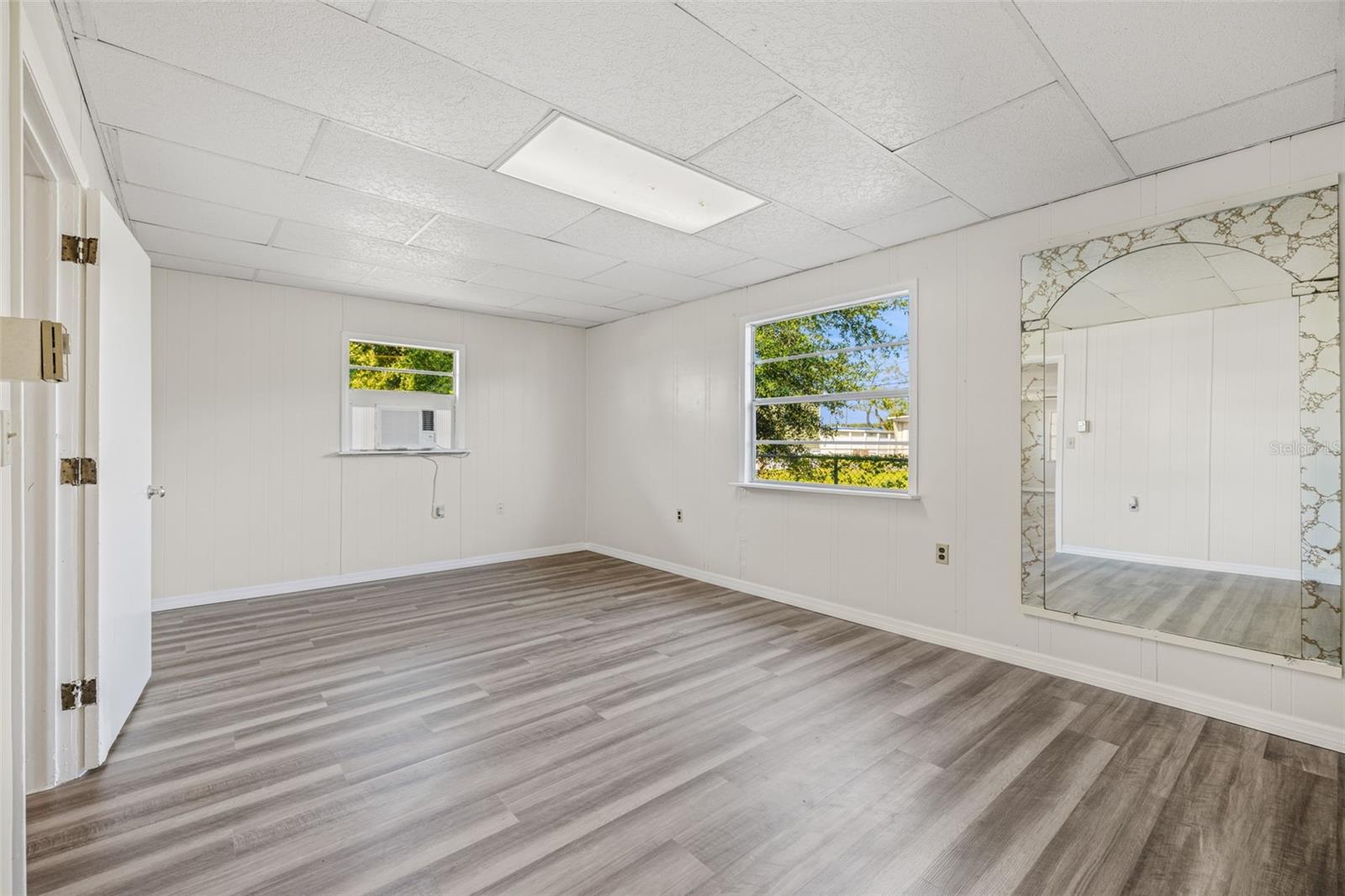 Image 21 of 30 For 39019 Heath Drive