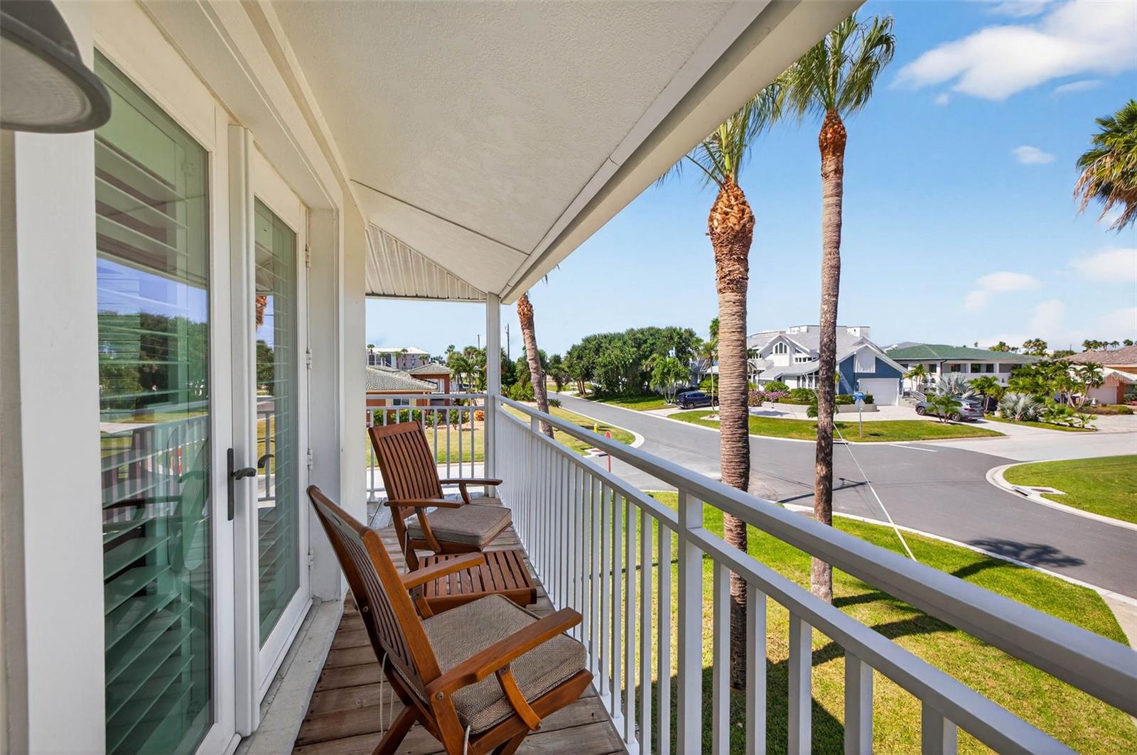 Image 11 of 34 For 2605 Hibiscus Drive W