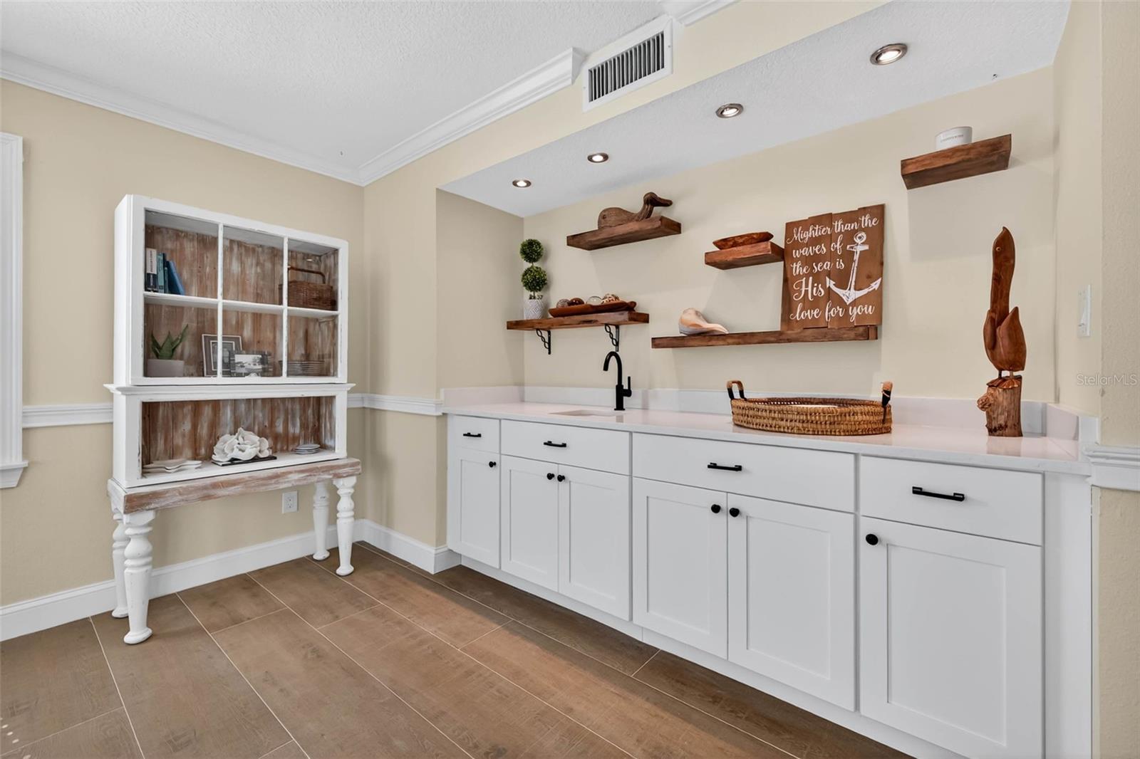 Image 25 of 34 For 2605 Hibiscus Drive W