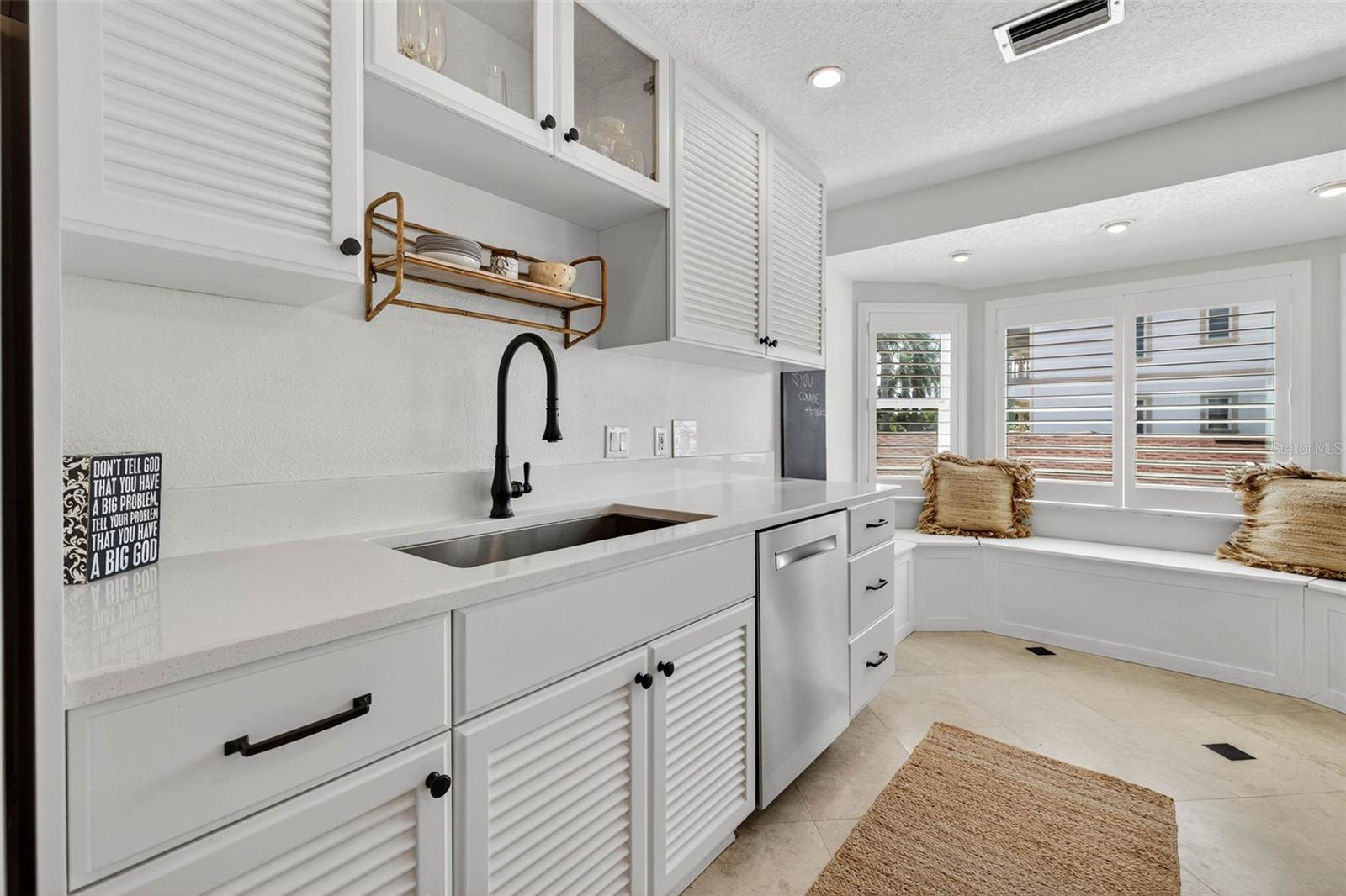 Image 5 of 34 For 2605 Hibiscus Drive W