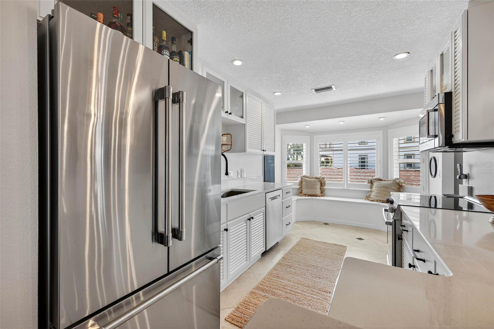 Image 6 of 34 For 2605 Hibiscus Drive W