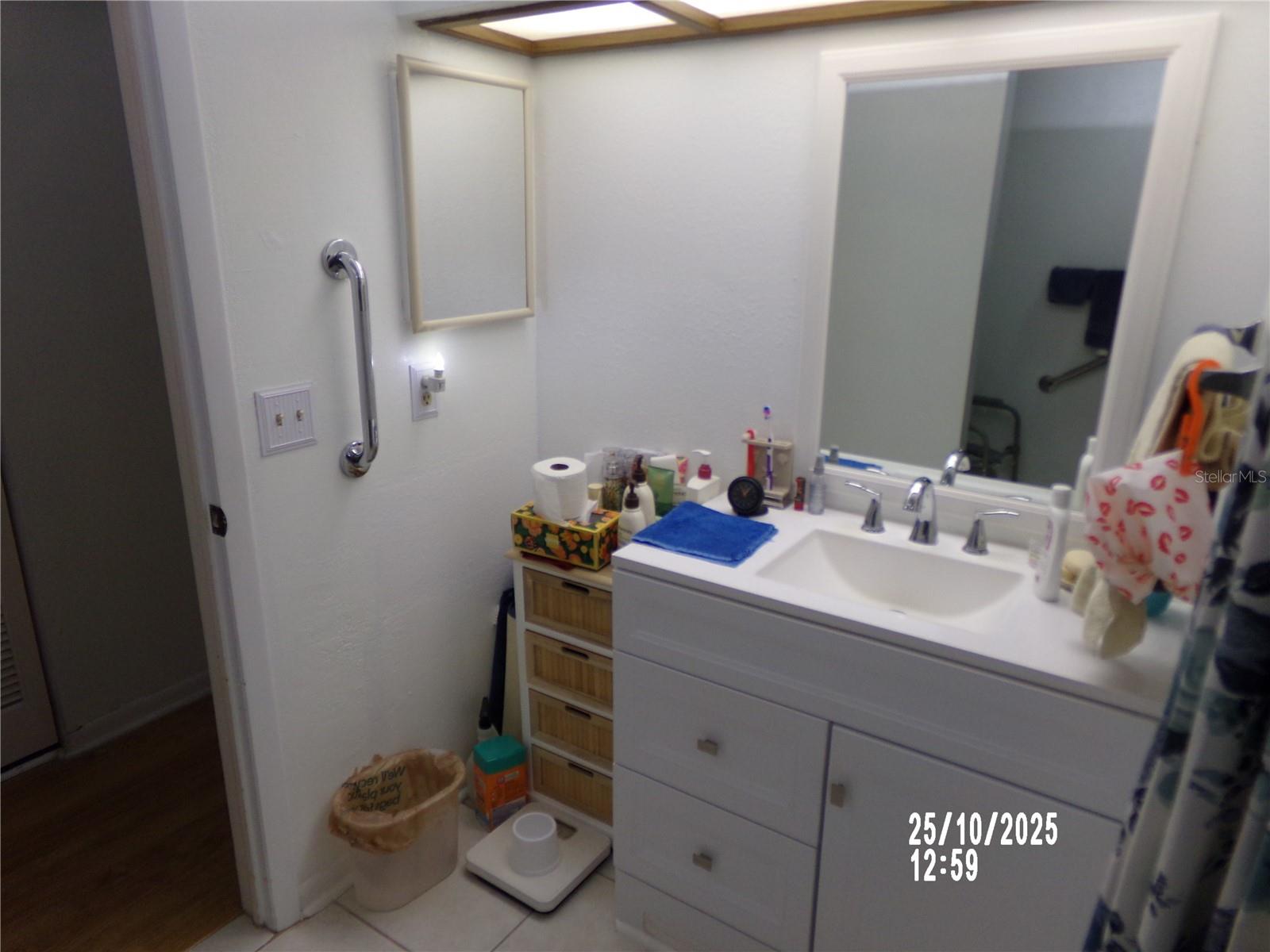 Image 14 of 24 For 13612 Village Drive 5307