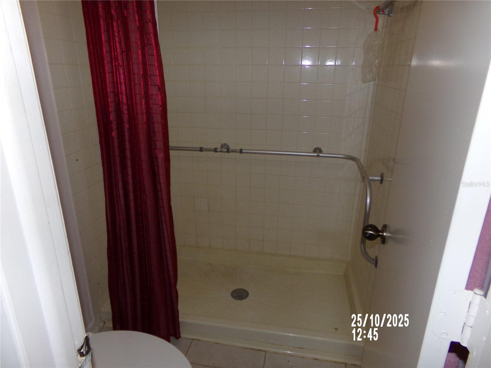 Image 18 of 24 For 13612 Village Drive 5307