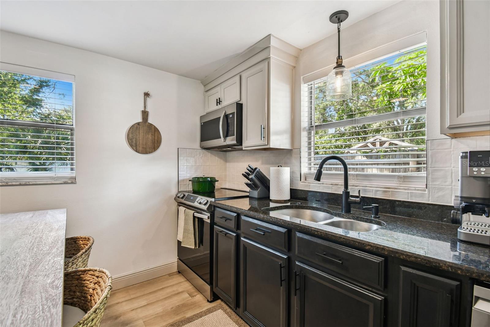 Image 10 of 16 For 12834 103rd Street