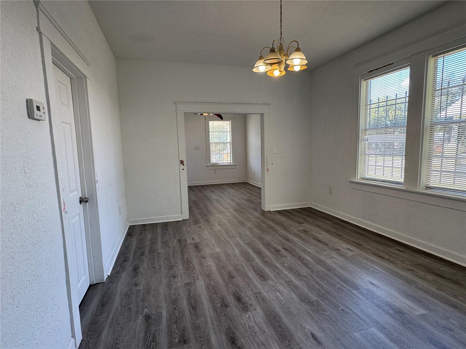 Image 14 of 34 For 1022 14th Avenue