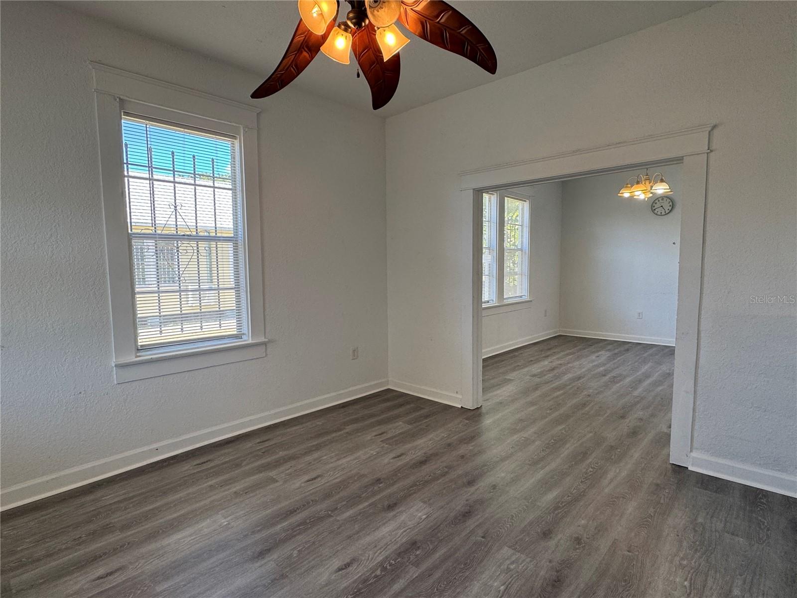 Image 8 of 34 For 1022 14th Avenue