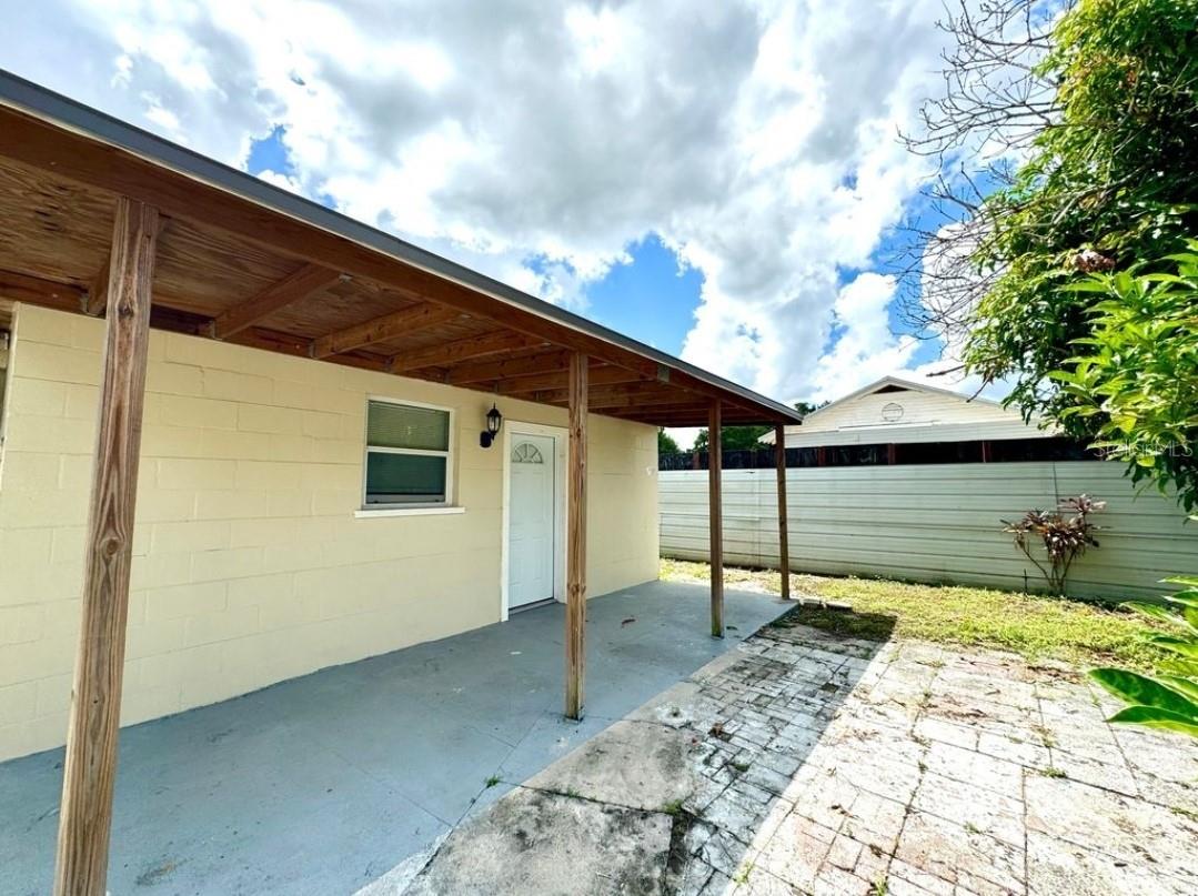 Image 2 of 9 For 1411 24th Avenue B