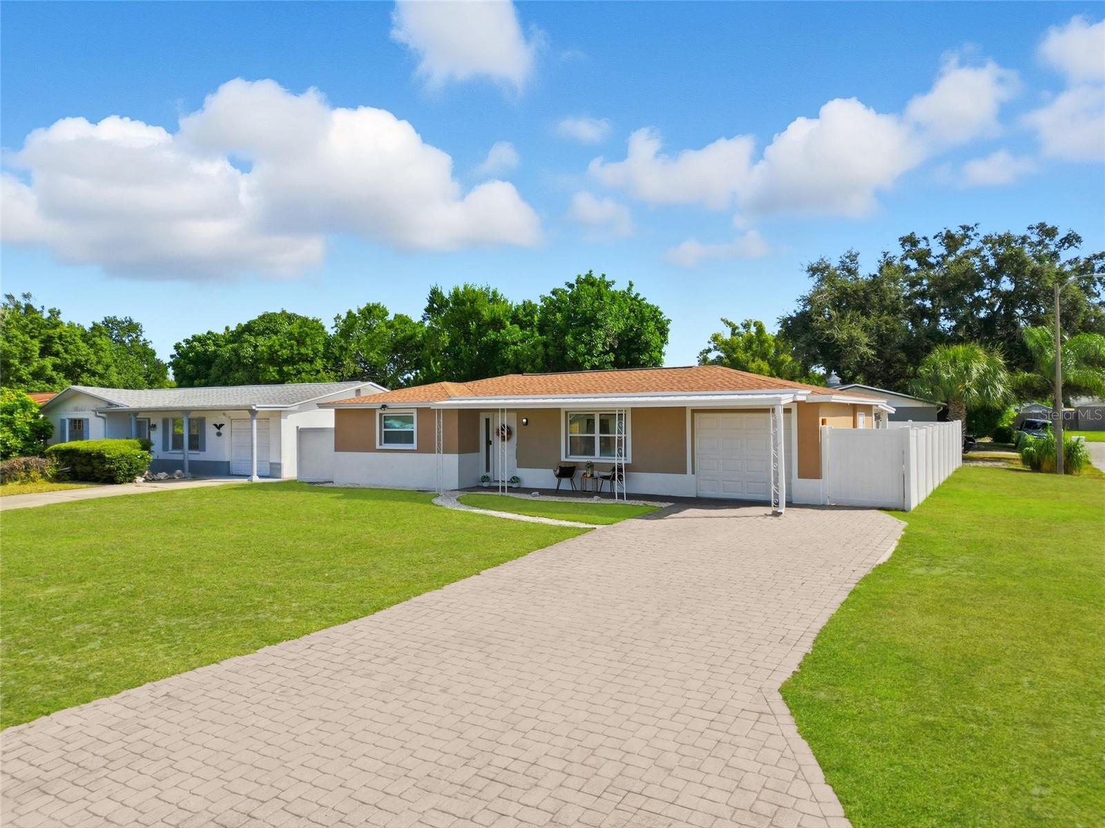 Image 3 of 27 For 3744 Carron Street