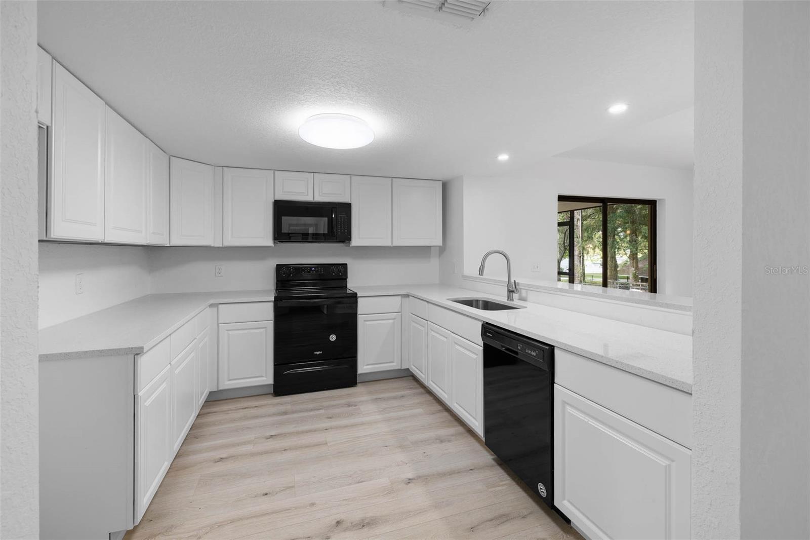 Image 7 of 25 For 26329 Seidel Street