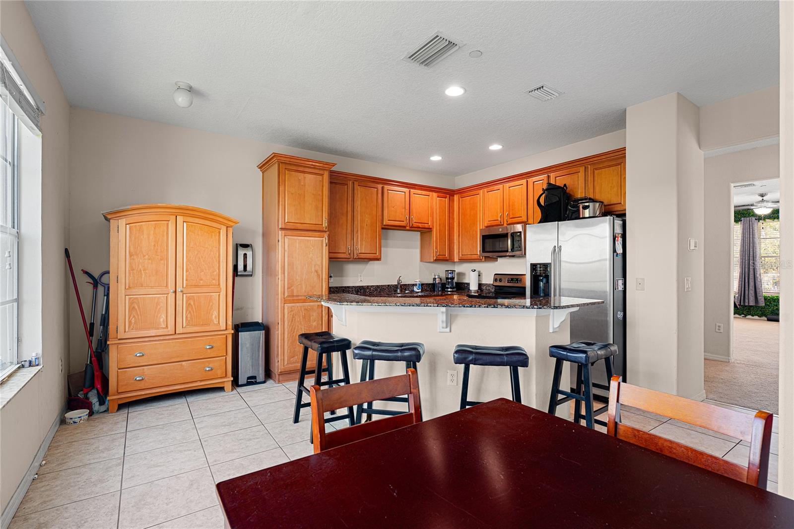 Image 13 of 52 For 2435 Lexington Oak Drive