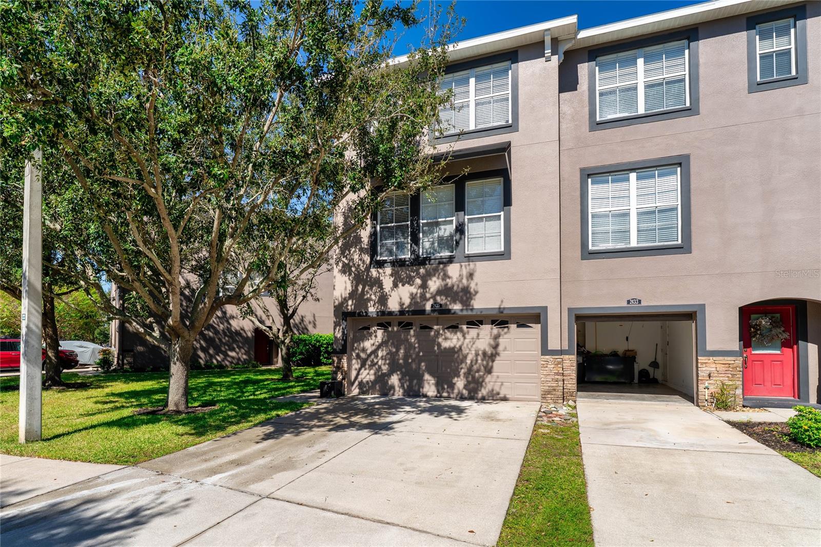 Image 2 of 52 For 2435 Lexington Oak Drive