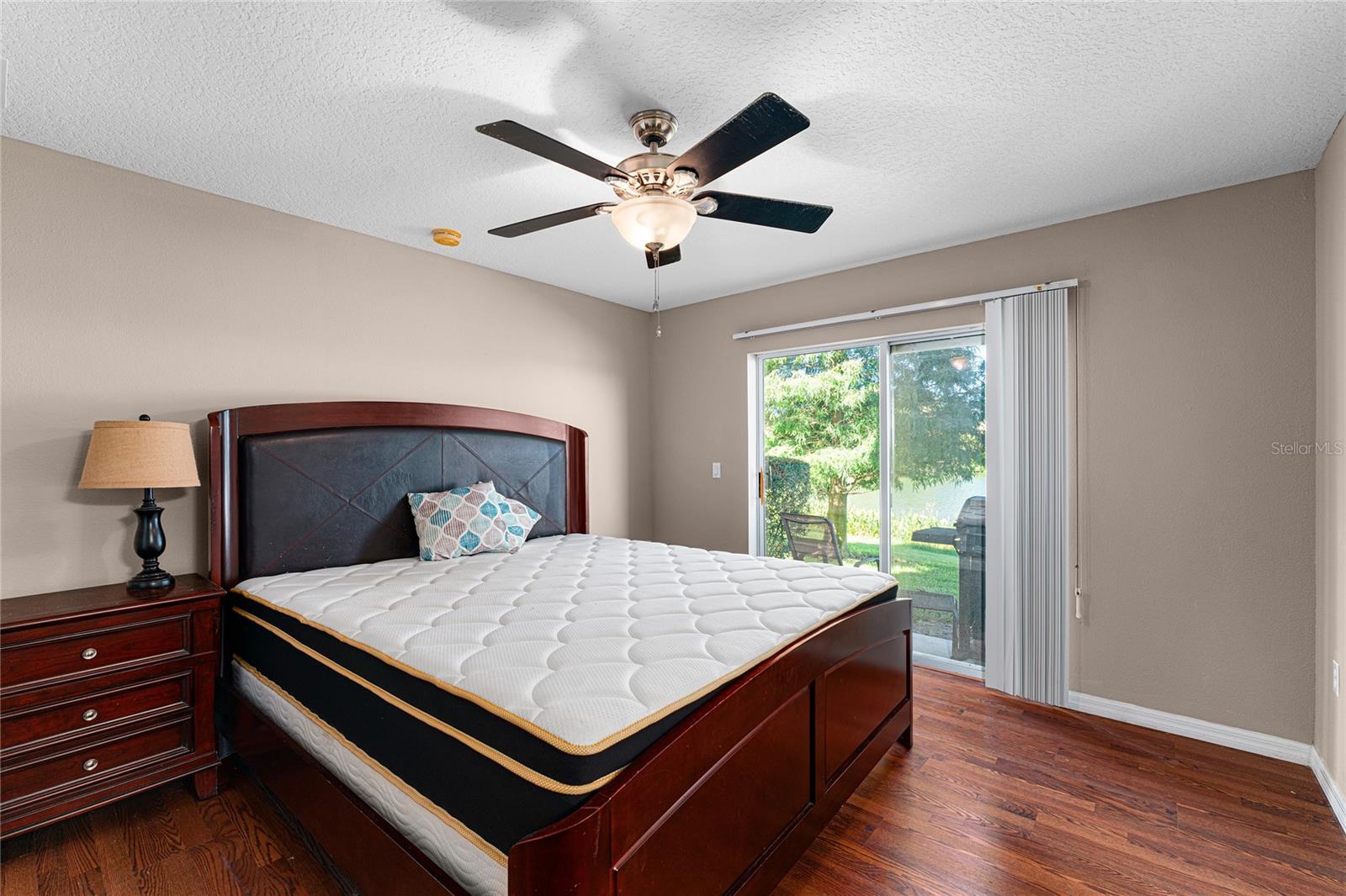 Image 23 of 52 For 2435 Lexington Oak Drive