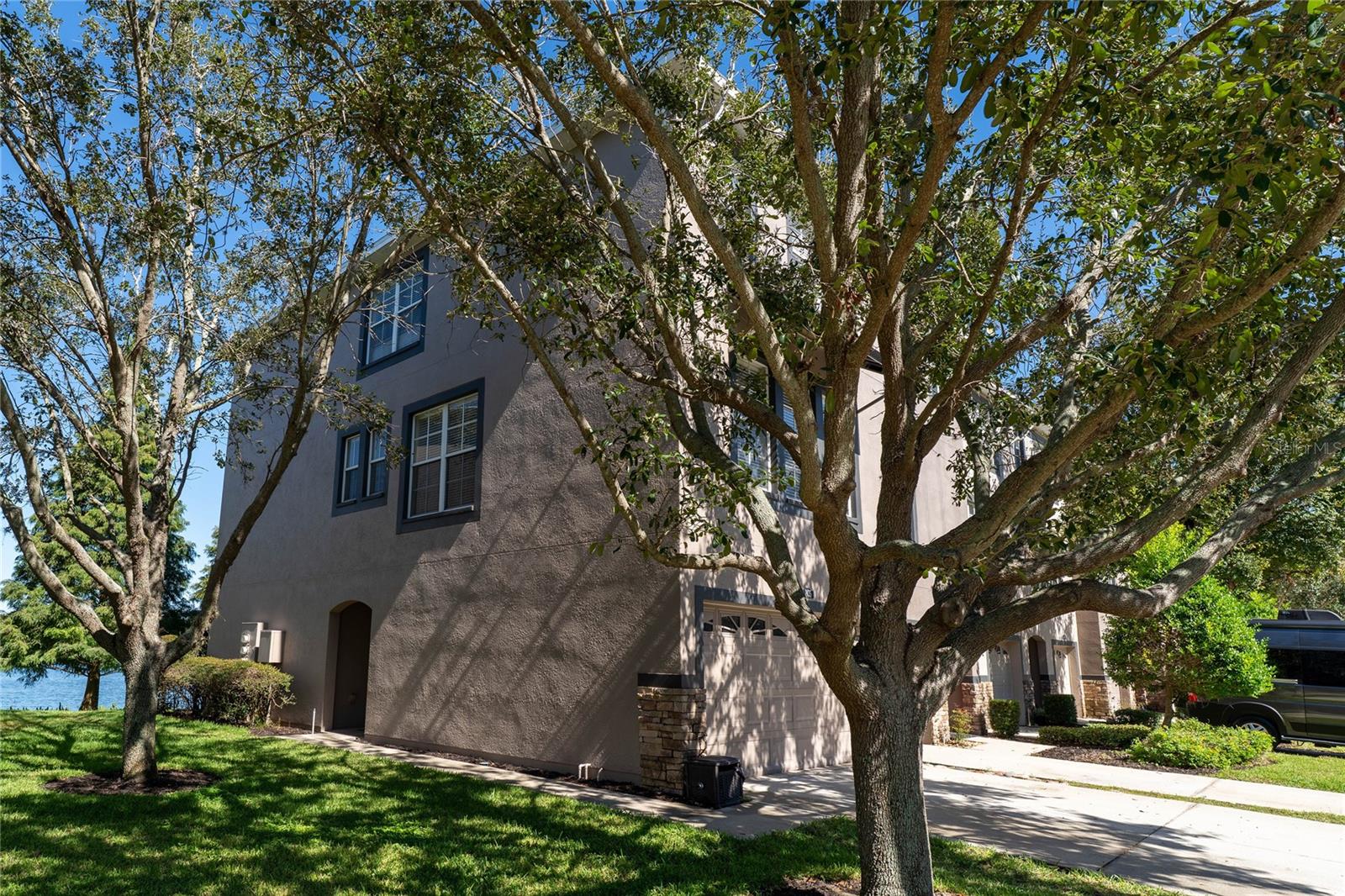 Image 40 of 52 For 2435 Lexington Oak Drive