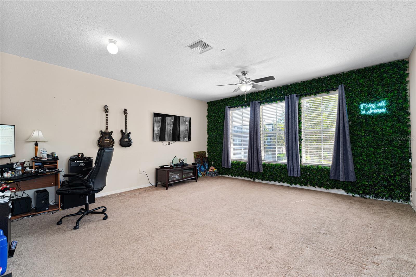 Image 7 of 52 For 2435 Lexington Oak Drive