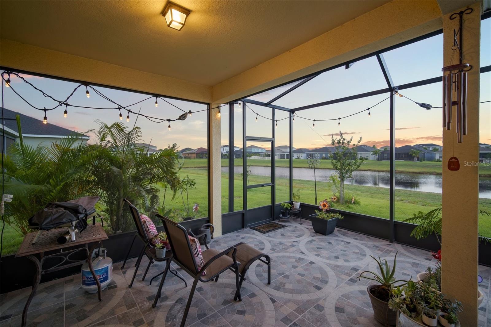 Listing photo id 0 for 11616 Miss Chloe Court