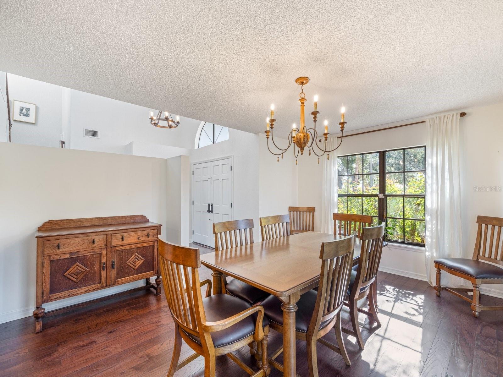 Image 5 of 50 For 1009 Wyndham Way