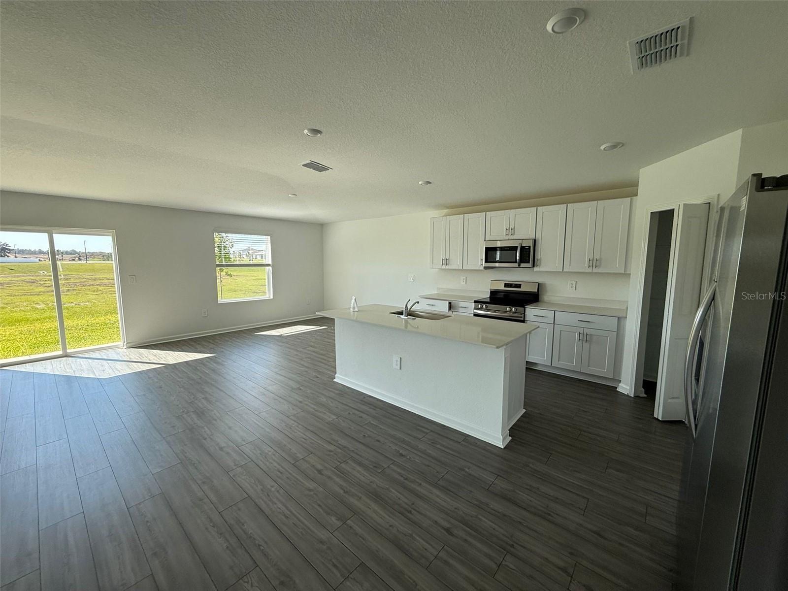 Image 5 of 18 For 4220 82nd Lane