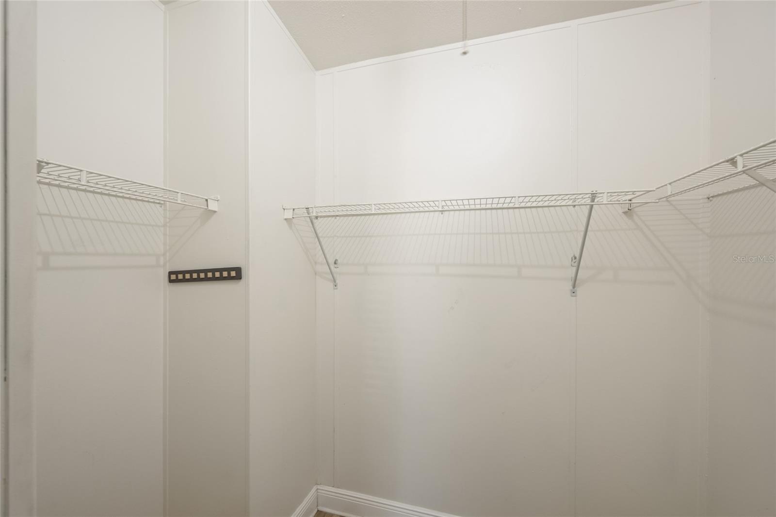 Image 14 of 38 For 12017 Fawn Dale Drive