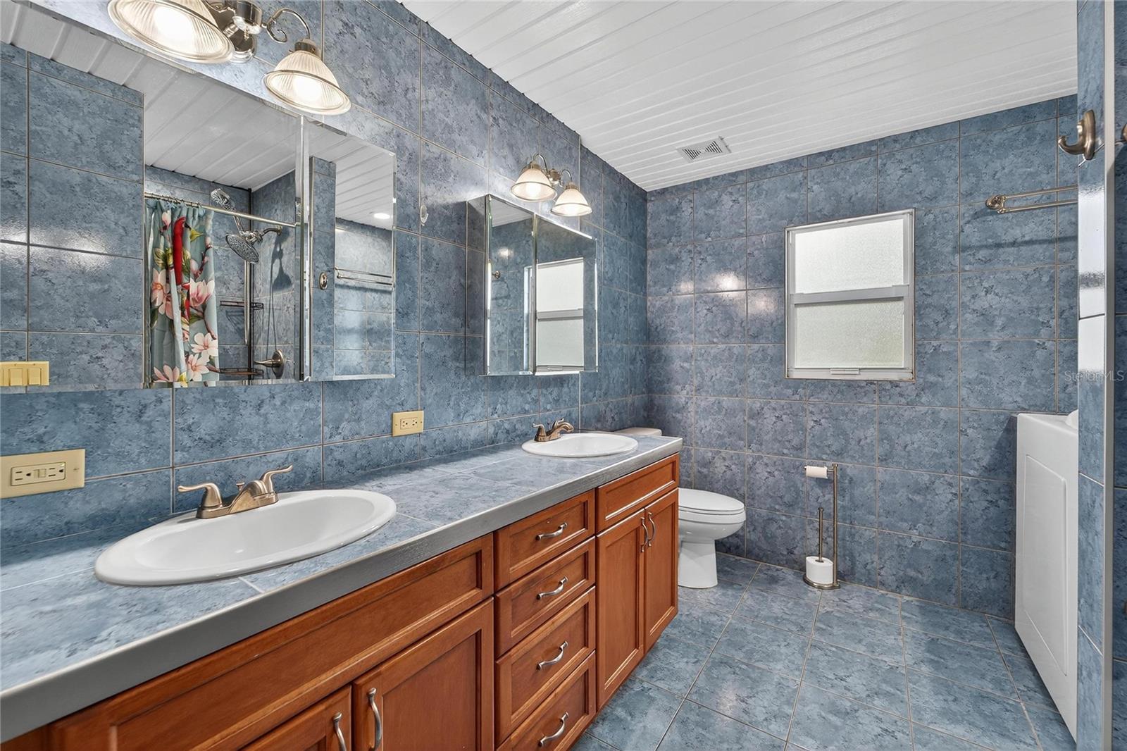 Image 51 of 83 For 1873 Wacassassa Street