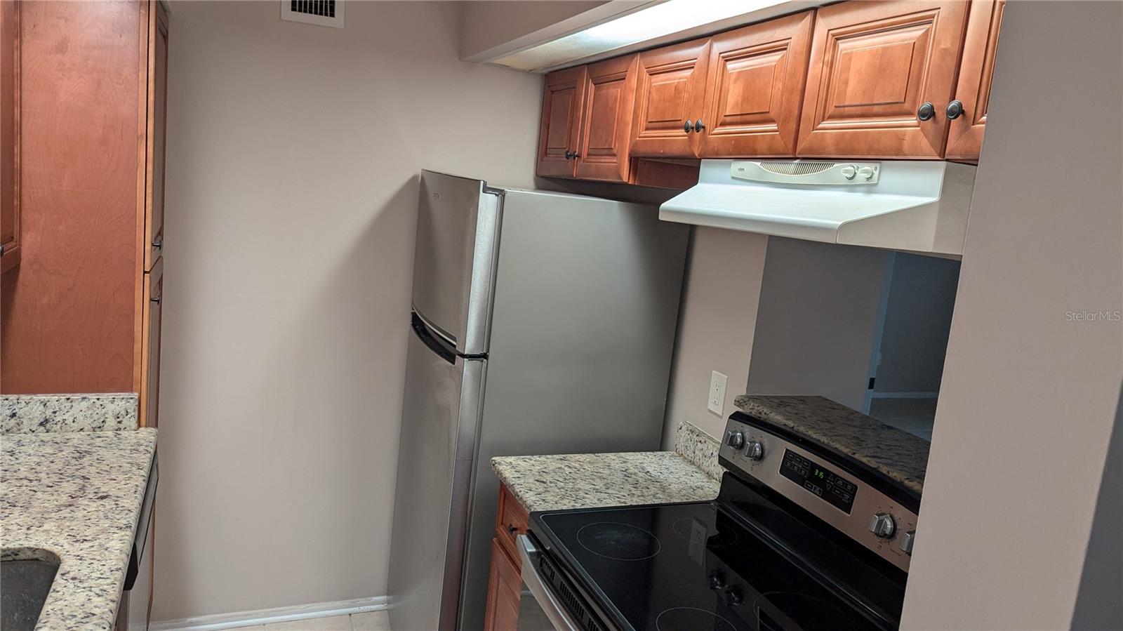 Image 14 of 20 For 14107 Mossy Glen Lane 102