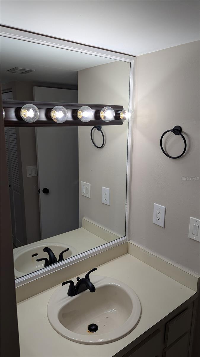 Image 16 of 20 For 14107 Mossy Glen Lane 102