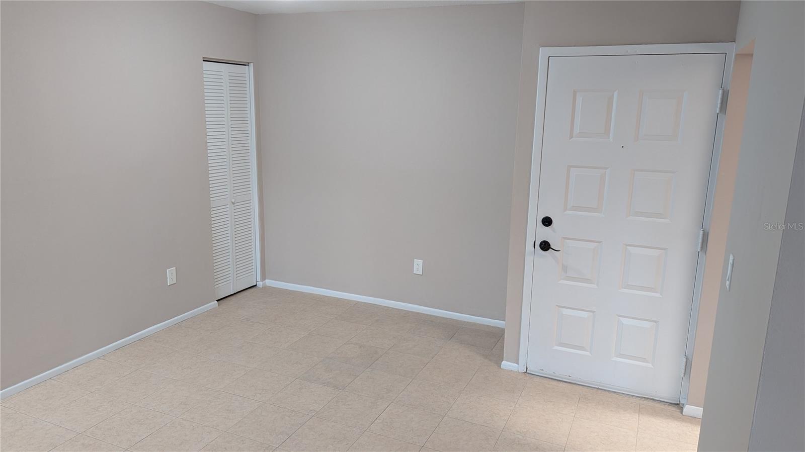 Image 4 of 20 For 14107 Mossy Glen Lane 102