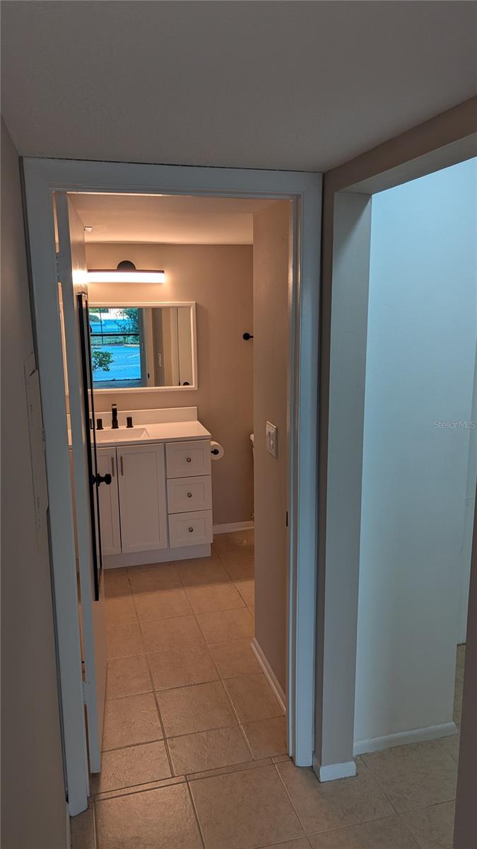 Image 7 of 20 For 14107 Mossy Glen Lane 102