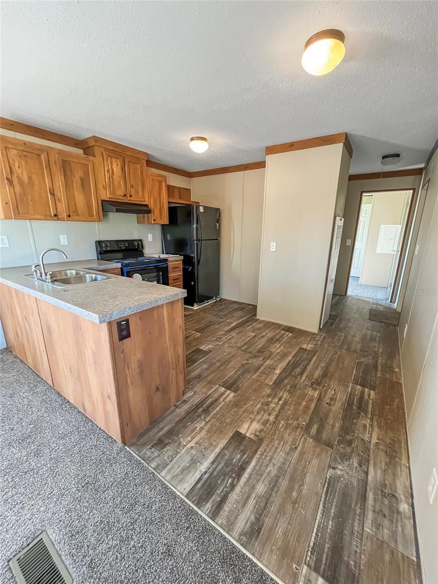 Image 9 of 18 For 6027 Quince Street