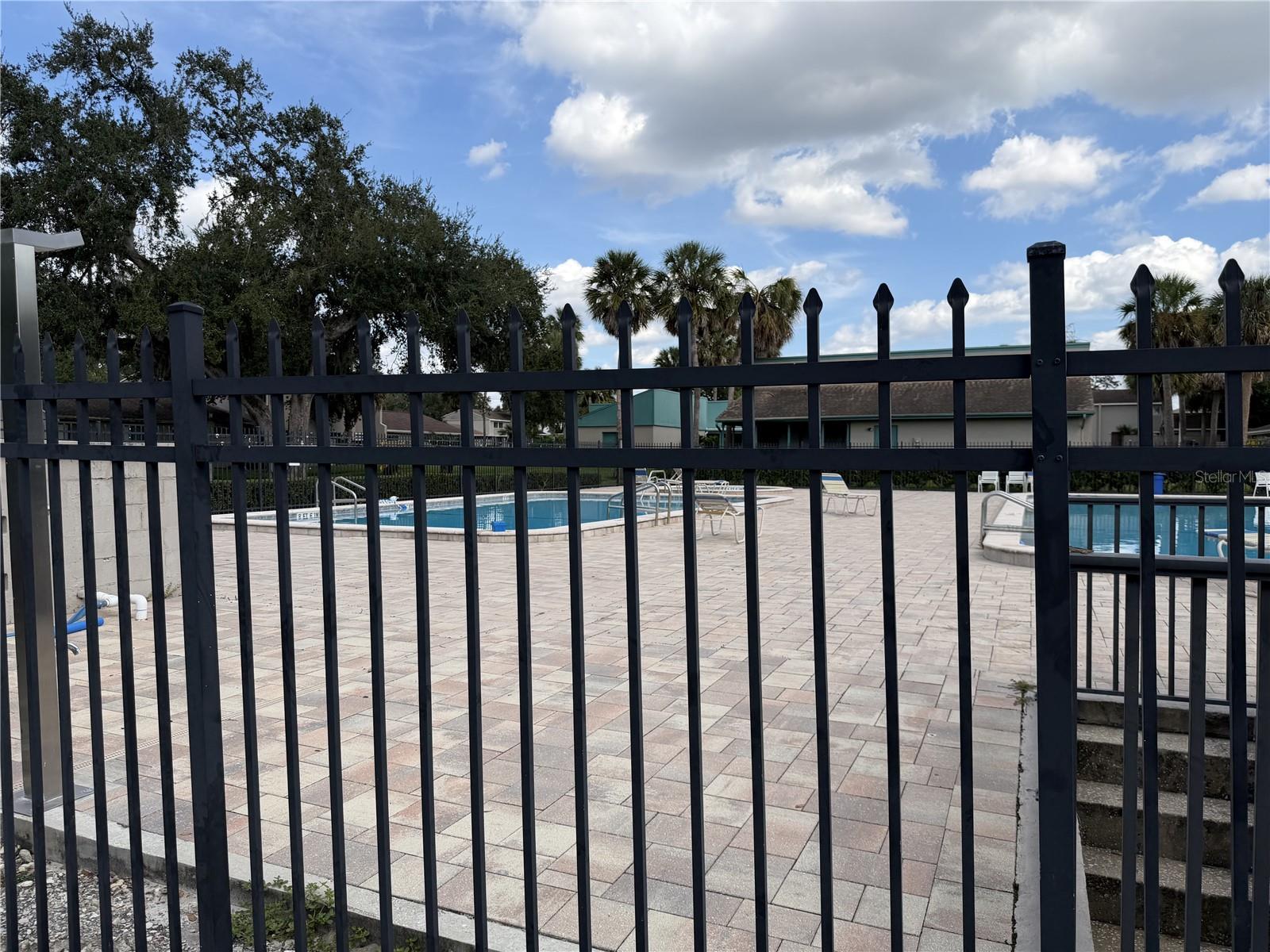 Image 15 of 18 For 7925 Pine Drive 33