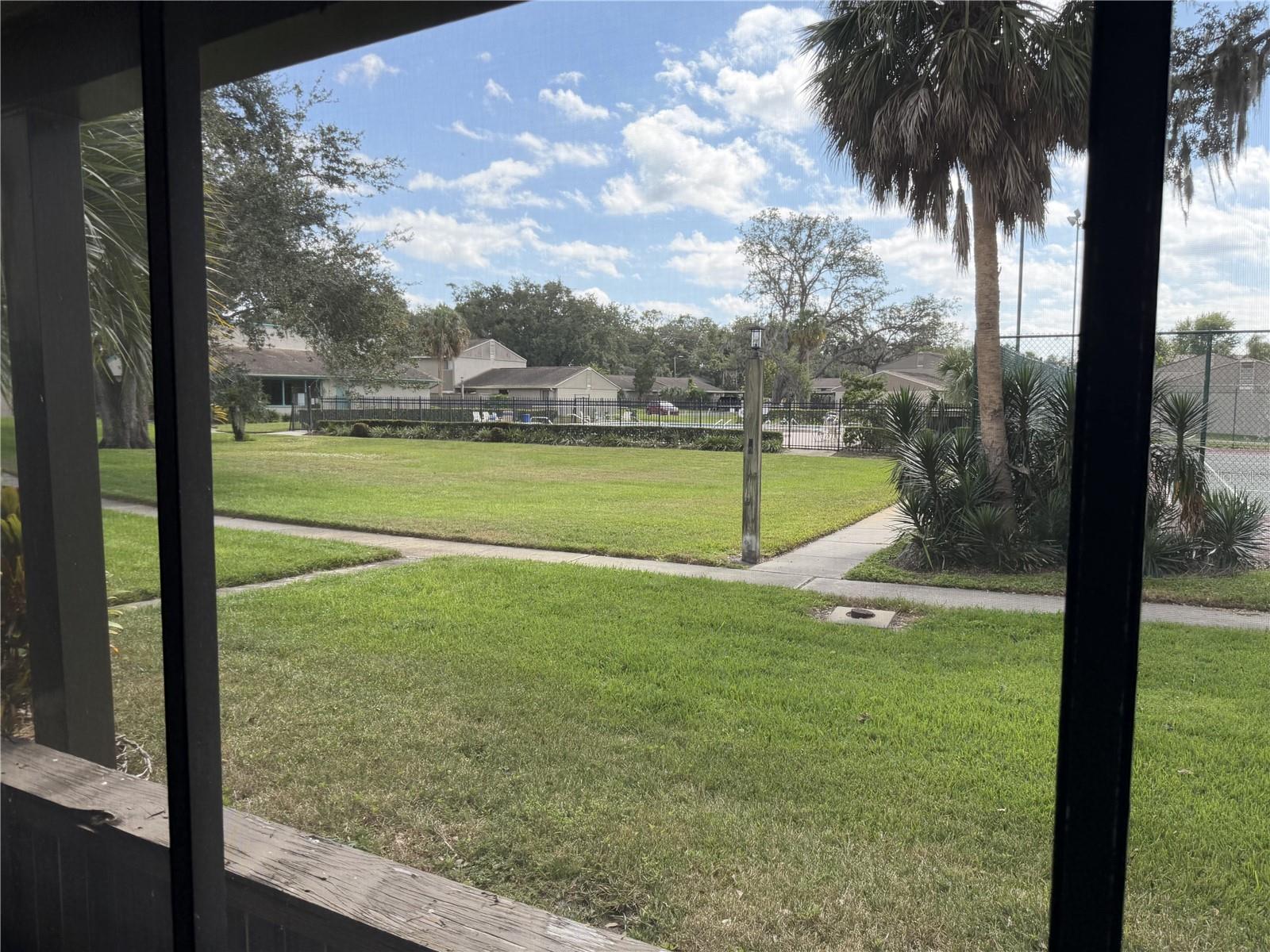 Image 6 of 18 For 7925 Pine Drive 33