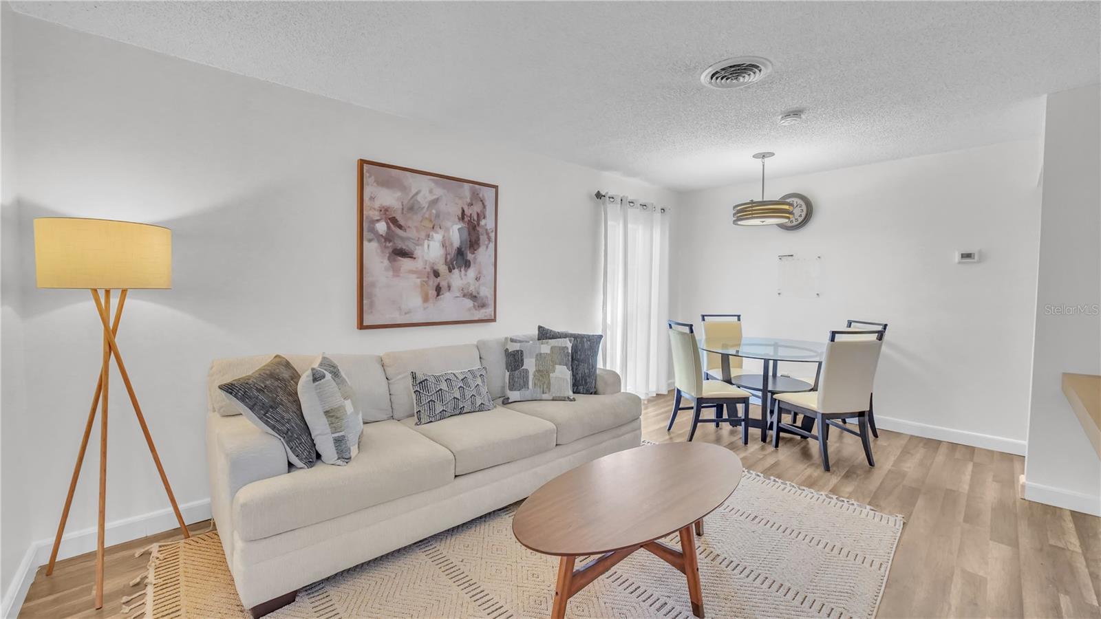 Image 8 of 35 For 501 Bay Drive 704