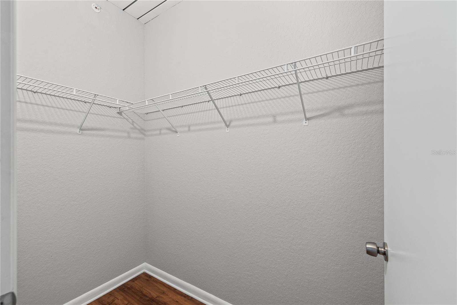 Image 12 of 28 For 520 Armenia Avenue 1229c