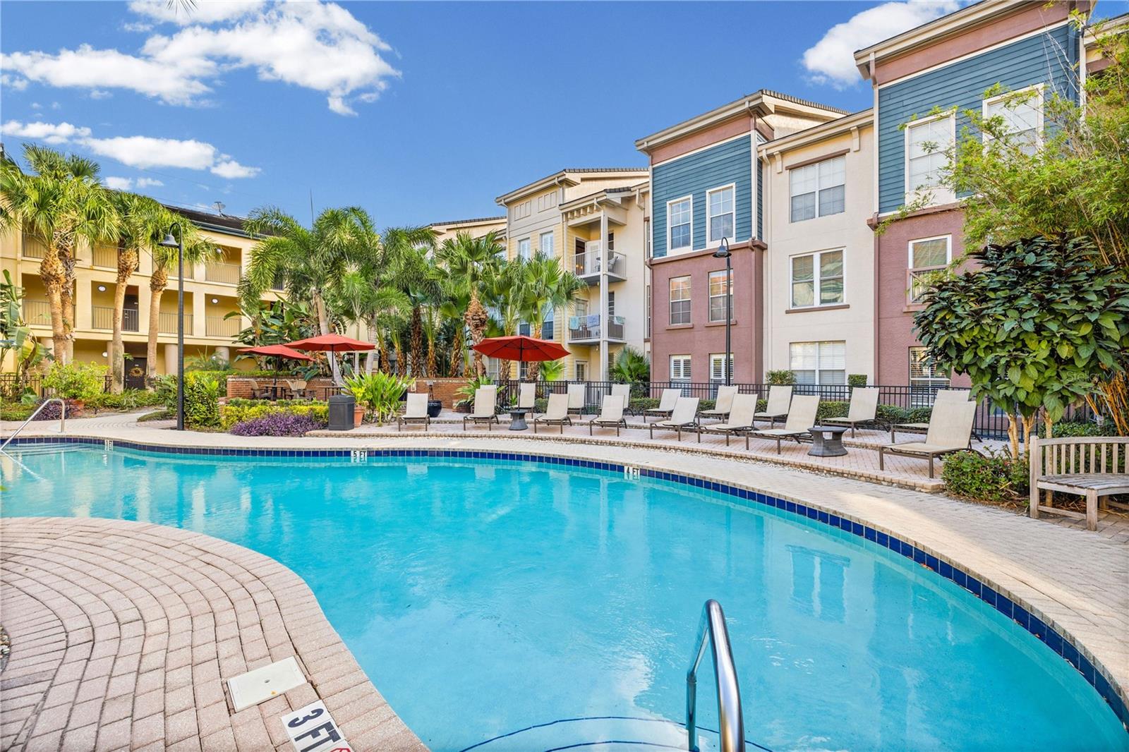 Image 20 of 28 For 520 Armenia Avenue 1229c