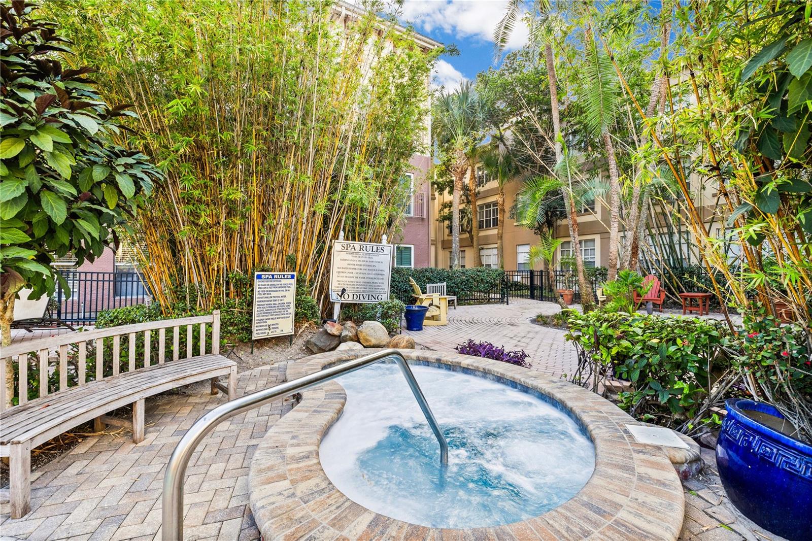 Image 22 of 28 For 520 Armenia Avenue 1229c