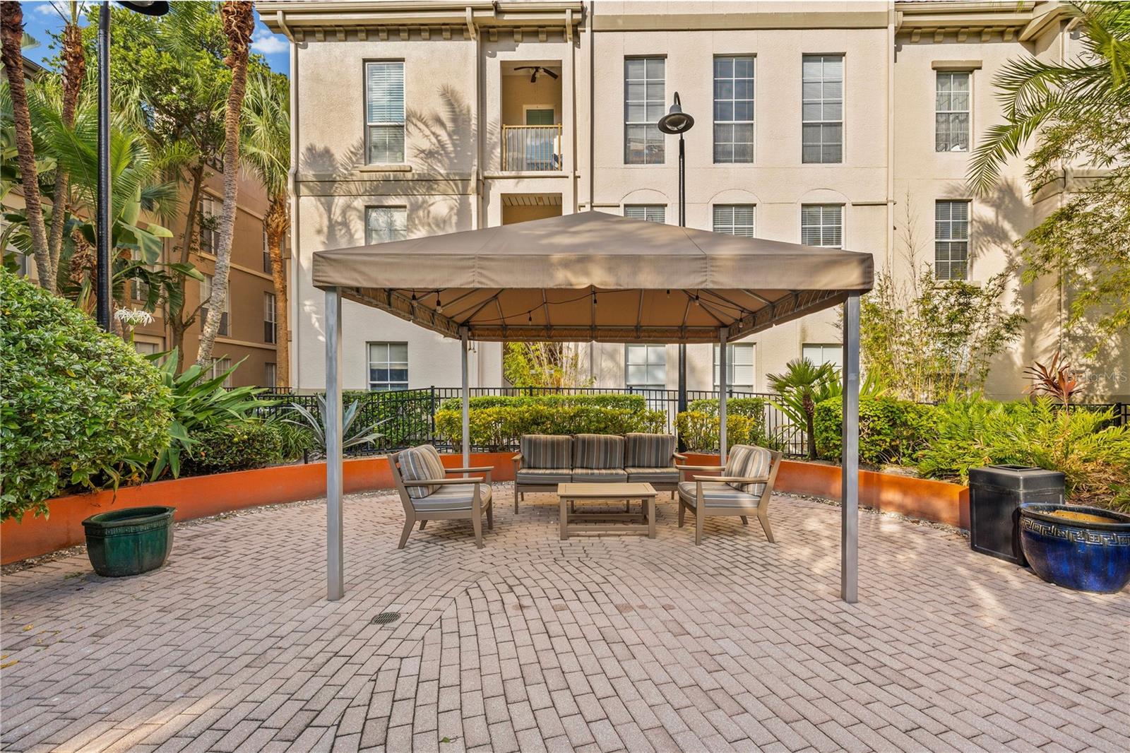 Image 27 of 28 For 520 Armenia Avenue 1229c