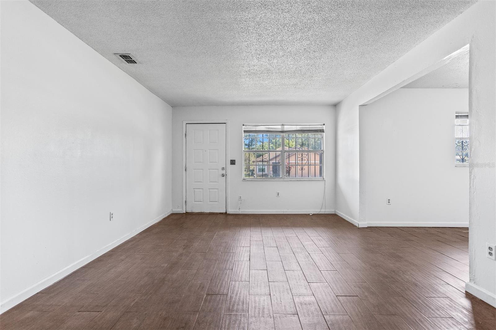 Image 16 of 27 For 1550 Wright Drive