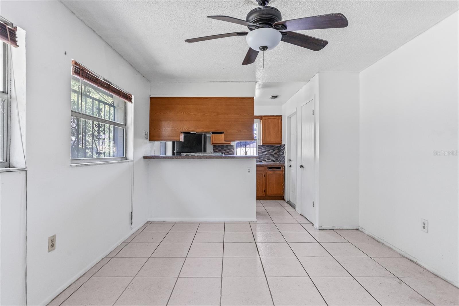 Image 17 of 27 For 1550 Wright Drive