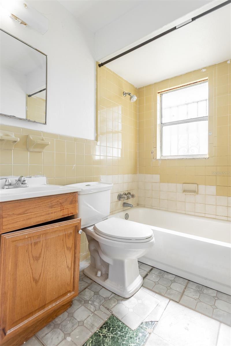 Image 26 of 27 For 1550 Wright Drive