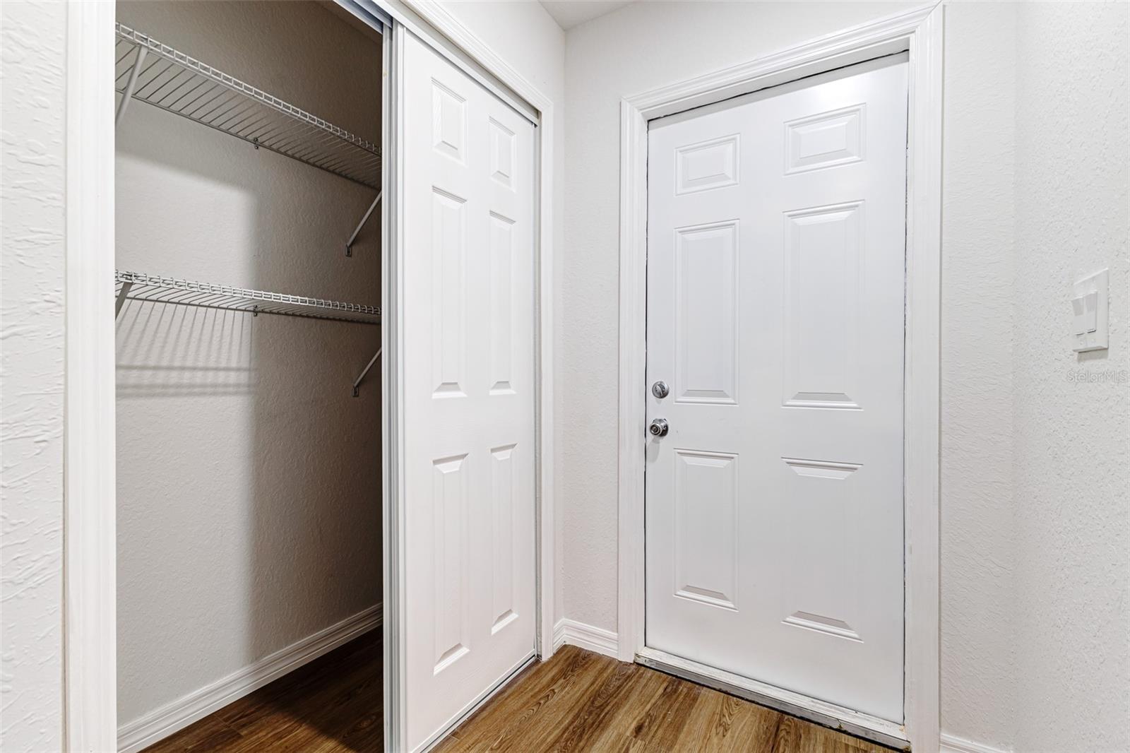 Image 20 of 25 For 2728 Golfview Street