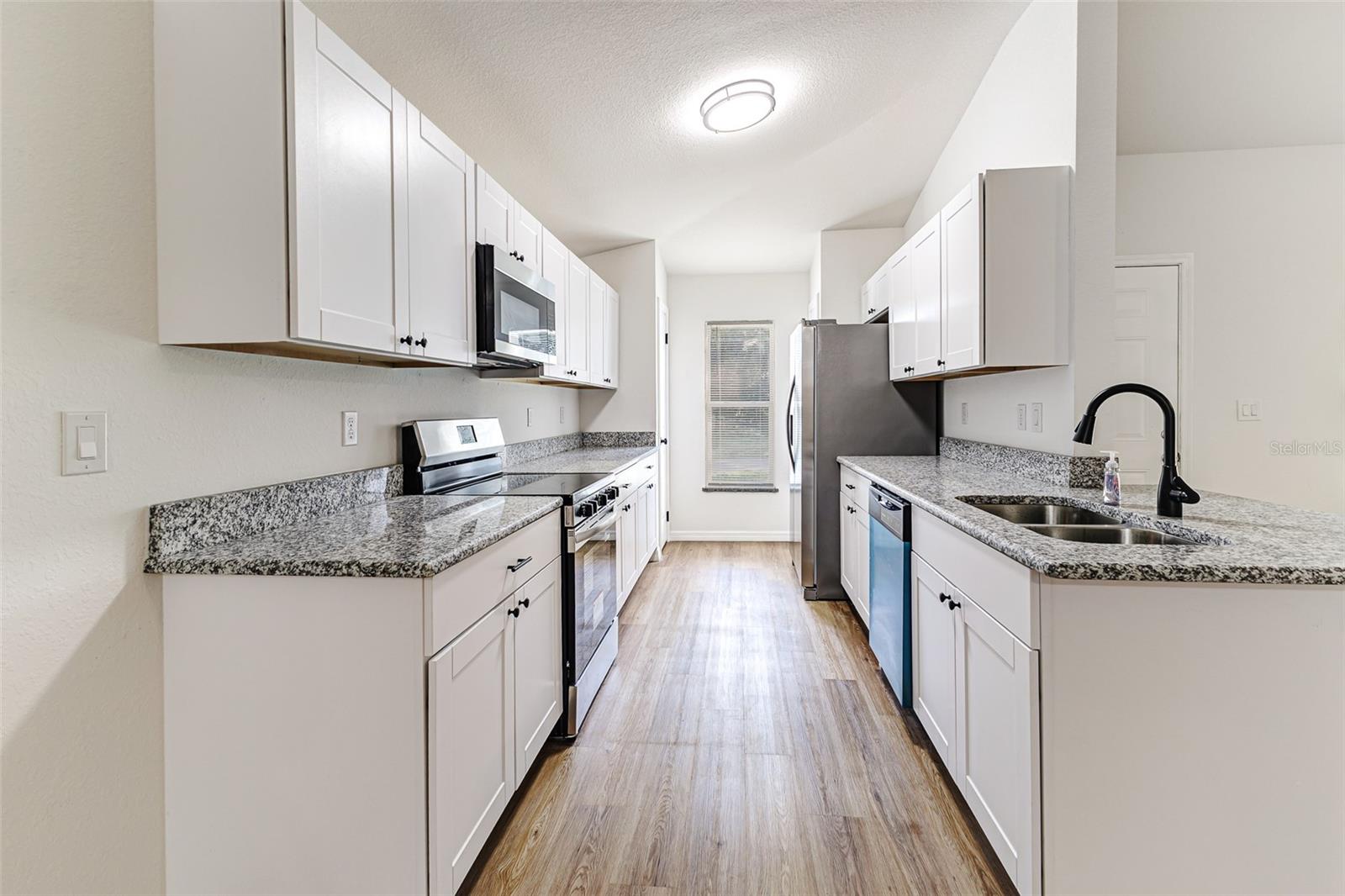 Image 8 of 25 For 2728 Golfview Street