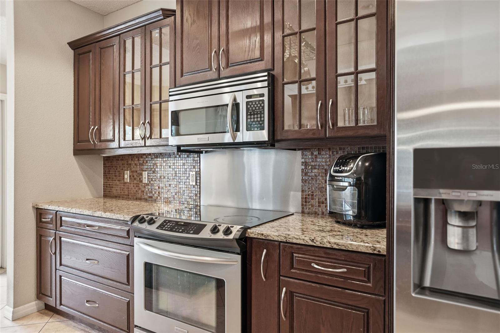 Listing photo id 13 for 10335 Dauphine Terrace