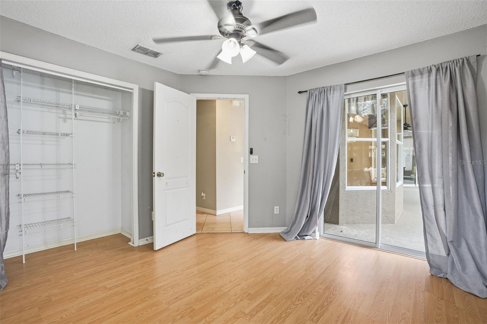 Listing photo id 30 for 10335 Dauphine Terrace