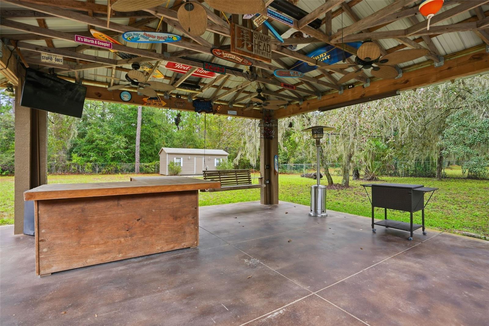 Listing photo id 50 for 10335 Dauphine Terrace