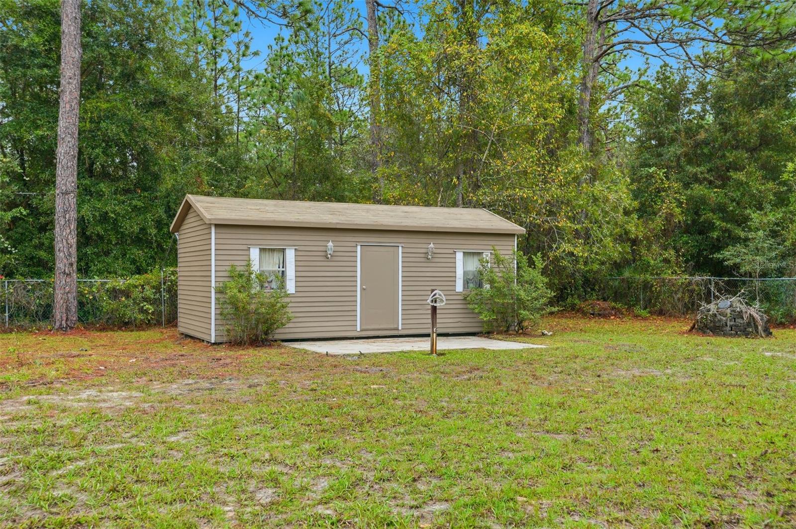 Listing photo id 58 for 10335 Dauphine Terrace